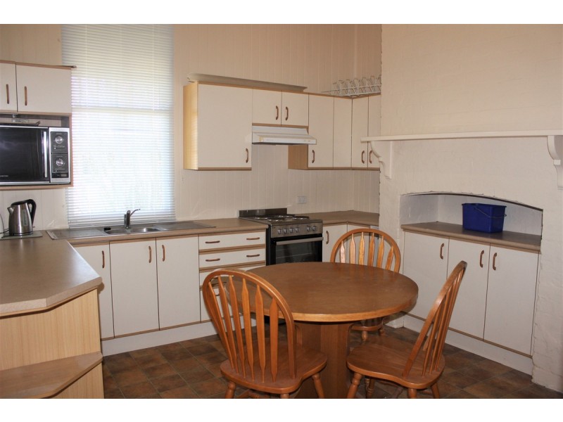 327A Margaret Street, Toowoomba QLD 4350