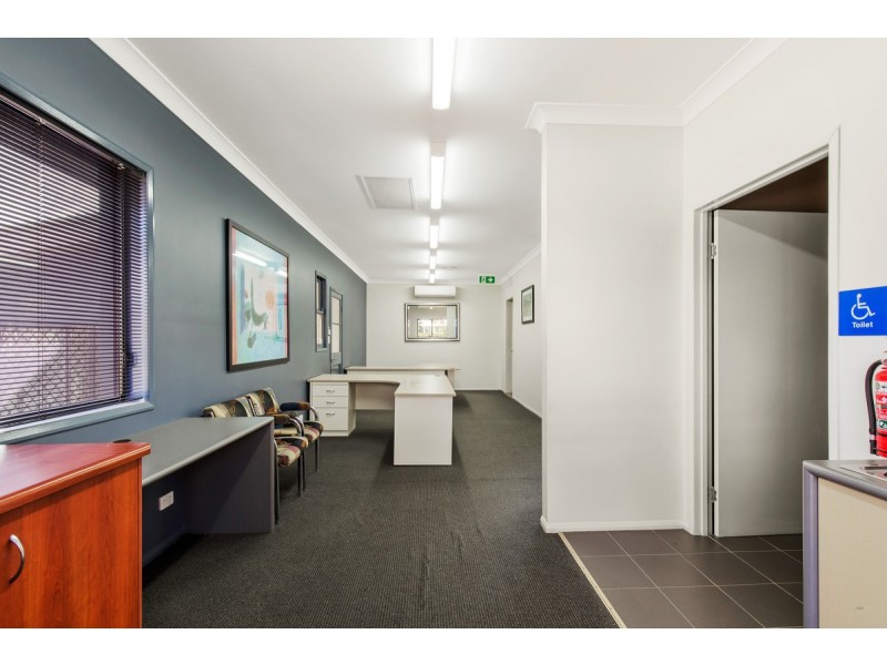 221A Hume Street, South Toowoomba QLD 4350