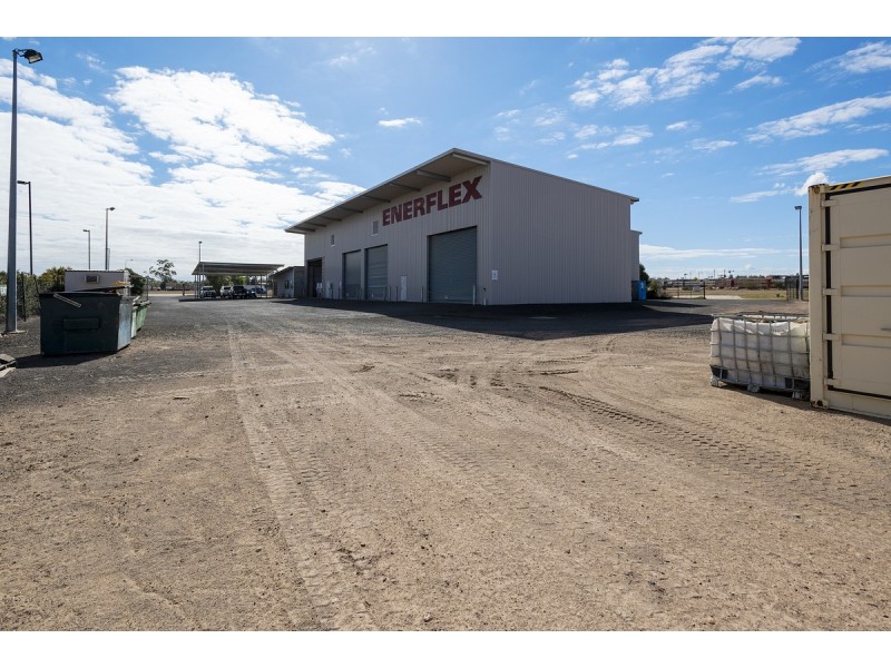 9 Billy Bob Way, Roma QLD 4455