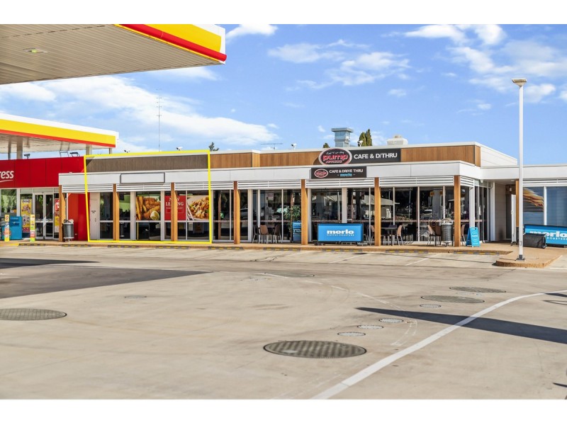 2/348 Alderley Street, Kearneys Spring QLD 4350