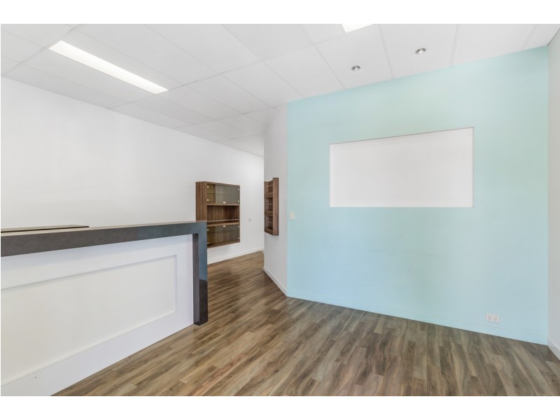 23/300 West Street, Kearneys Spring QLD 4350