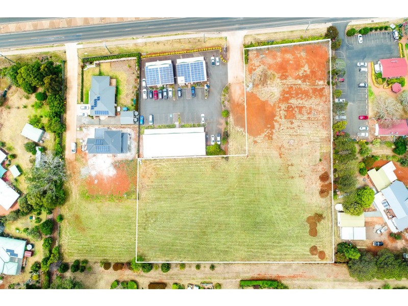 10492 New England Highway, Highfields QLD 4352