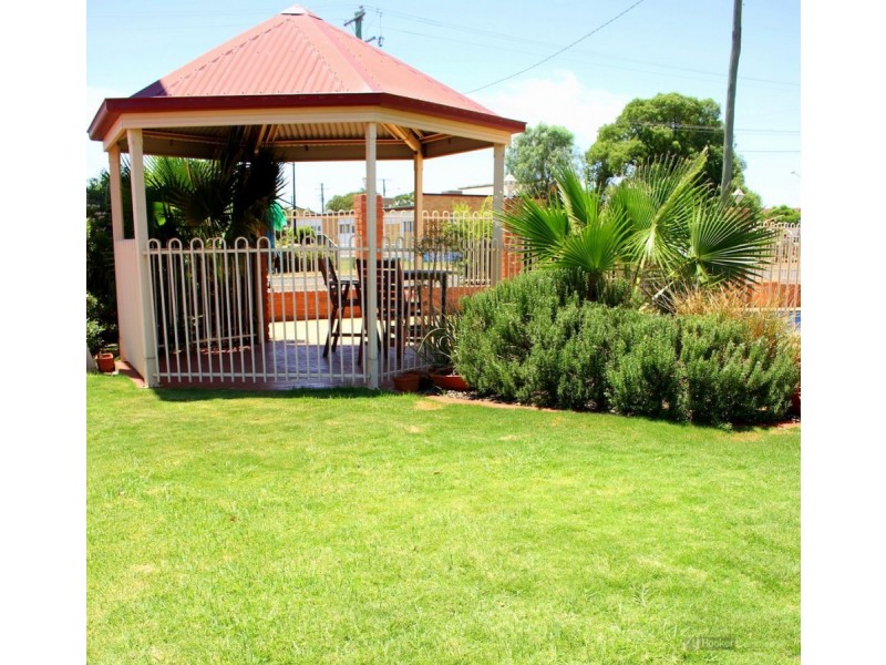 Midtown Motor Inn/41-43 Hawthorne Street, Roma QLD 4455