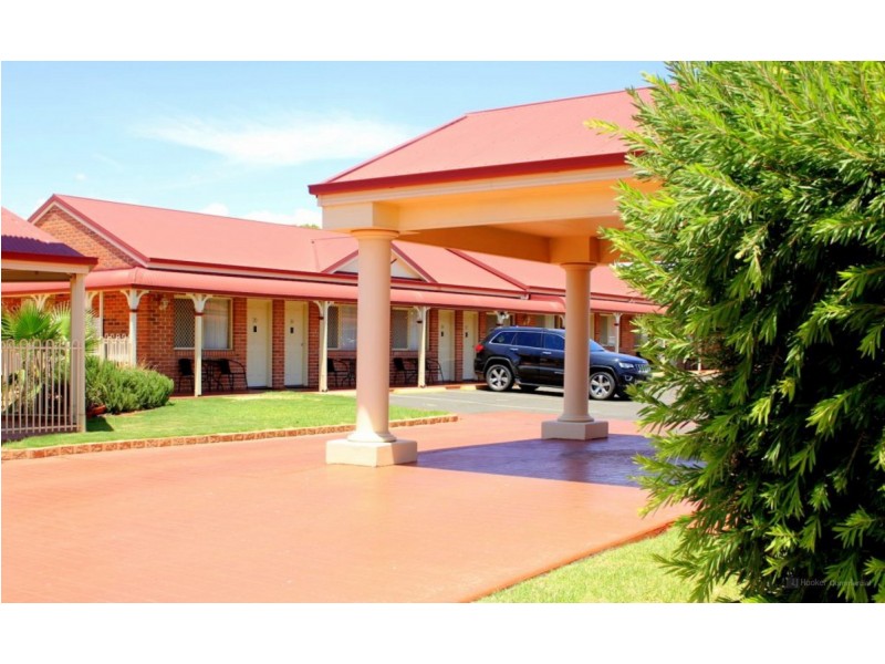 Midtown Motor Inn/41-43 Hawthorne Street, Roma QLD 4455