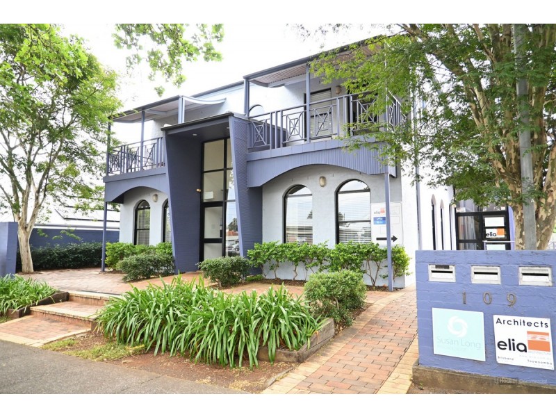Suite 2/109 Herries Street, East Toowoomba QLD 4350
