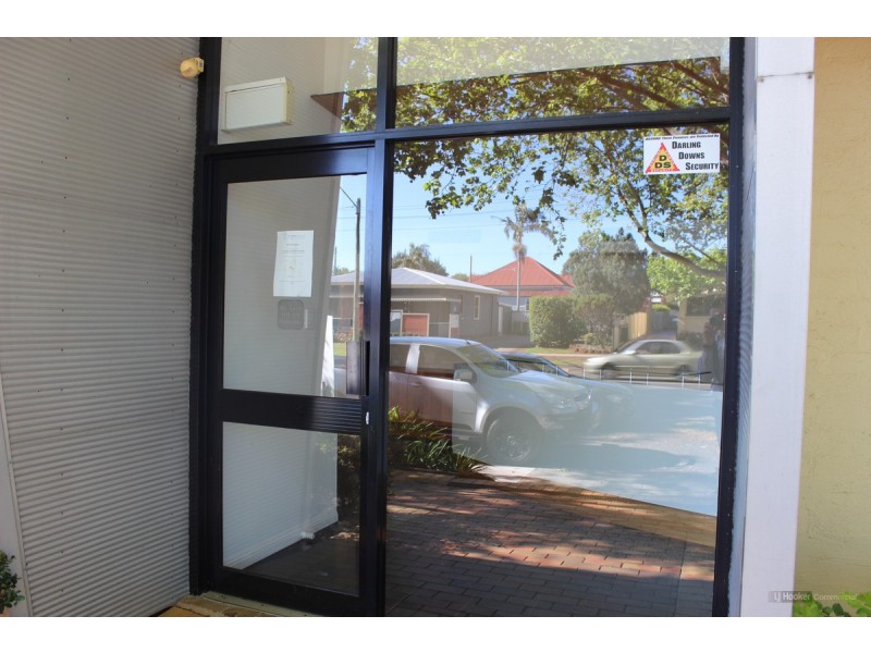 Suite 2/109 Herries Street, East Toowoomba QLD 4350