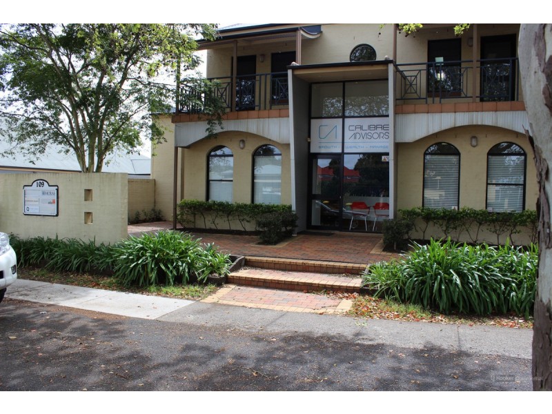 Suite 2/109 Herries Street, East Toowoomba QLD 4350
