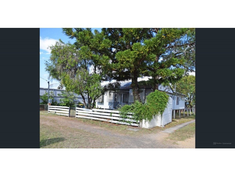 40 Wood Street, Warwick QLD 4370