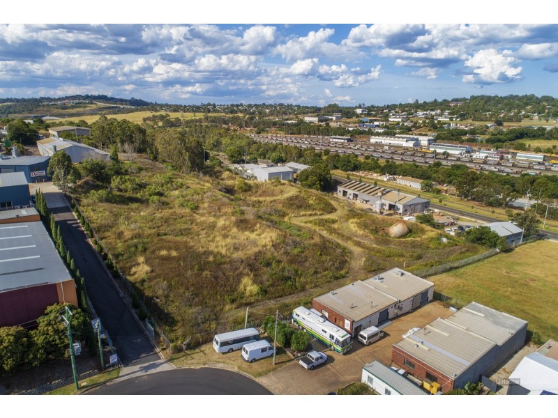 10 – 18 Thackeray Street, Rockville QLD 4350