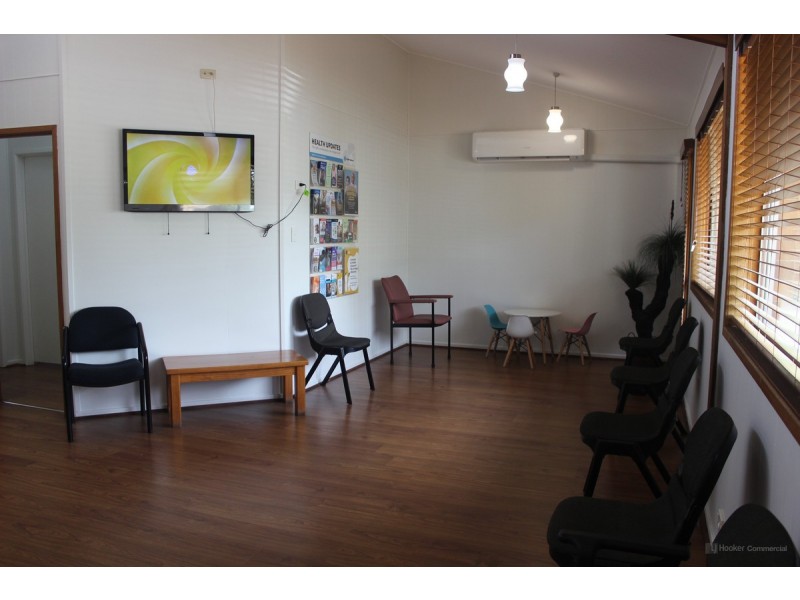 70-72 Margaret Street, East Toowoomba QLD 4350