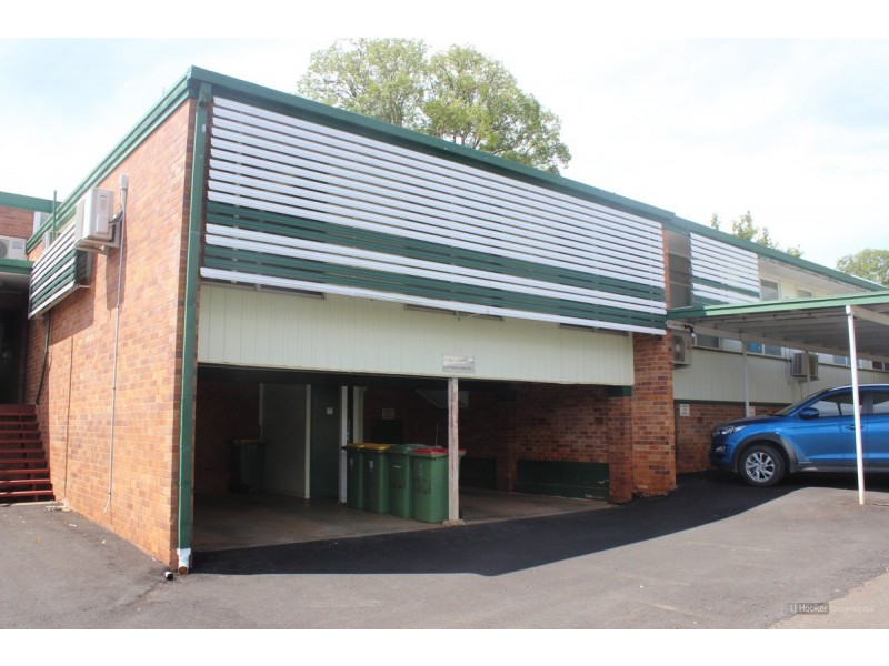 70-72 Margaret Street, East Toowoomba QLD 4350