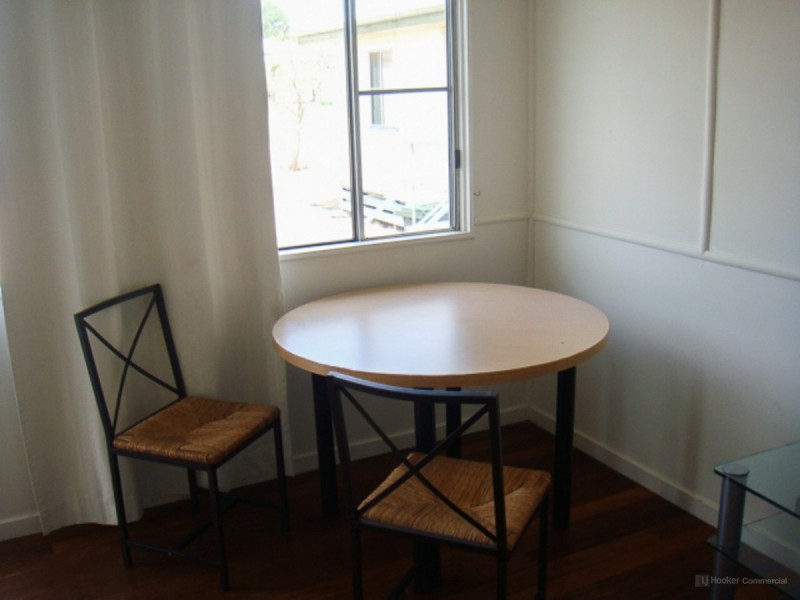 16 North Street, Taroom QLD 4420