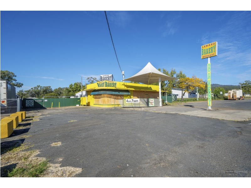 8591 Warrego Highway, Withcott QLD 4352