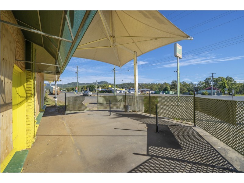 8591 Warrego Highway, Withcott QLD 4352