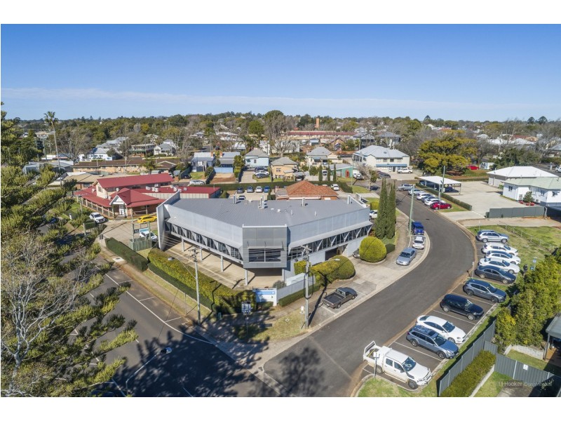 Suite 1/13 Kitchener Street, East Toowoomba QLD 4350