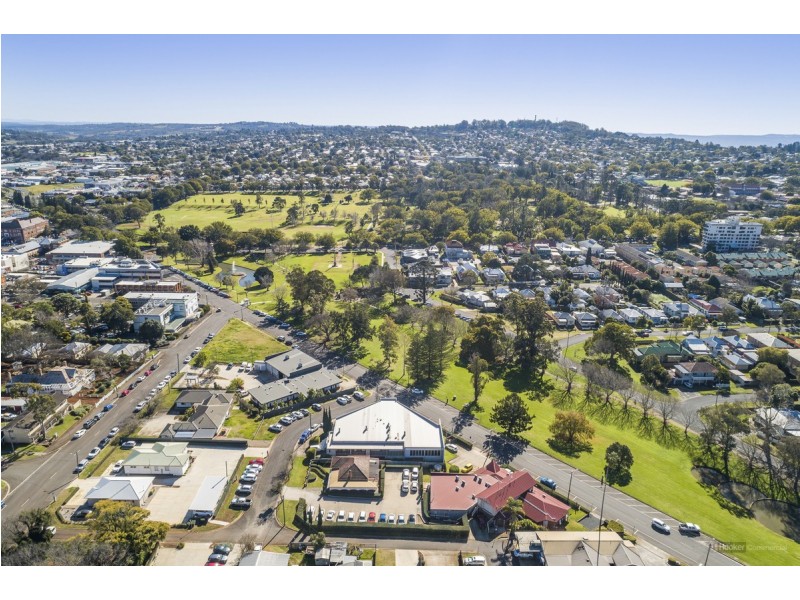 Suite 2/13 Kitchener Street, East Toowoomba QLD 4350