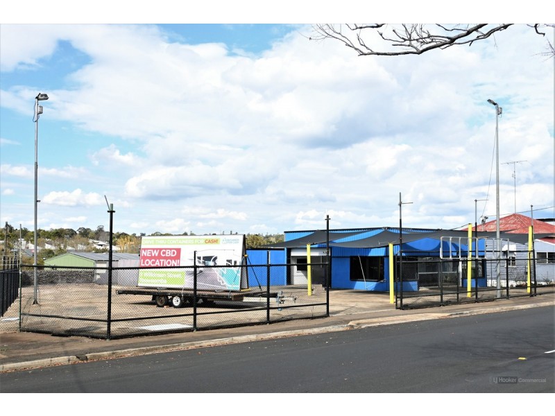 84 Mort Street, North Toowoomba QLD 4350