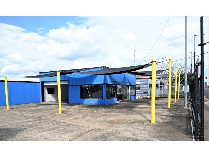 84 Mort Street, North Toowoomba QLD 4350