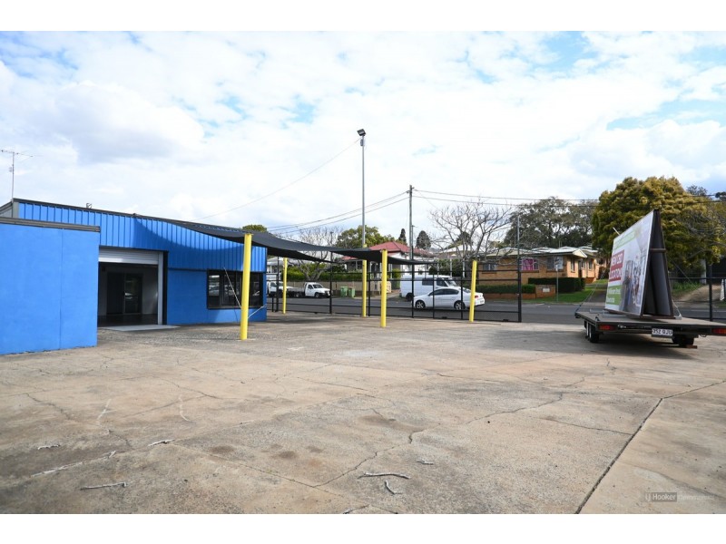 84 Mort Street, North Toowoomba QLD 4350