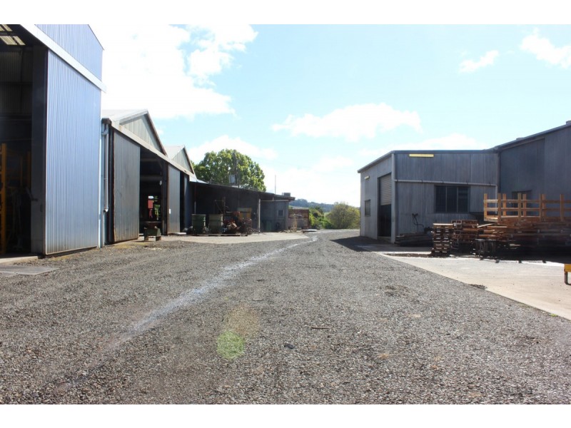 1 Mort Street, Rockville QLD 4350