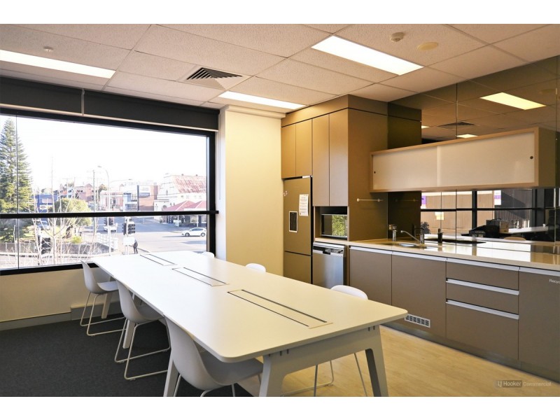 4a/12 Neil Street, Toowoomba City QLD 4350