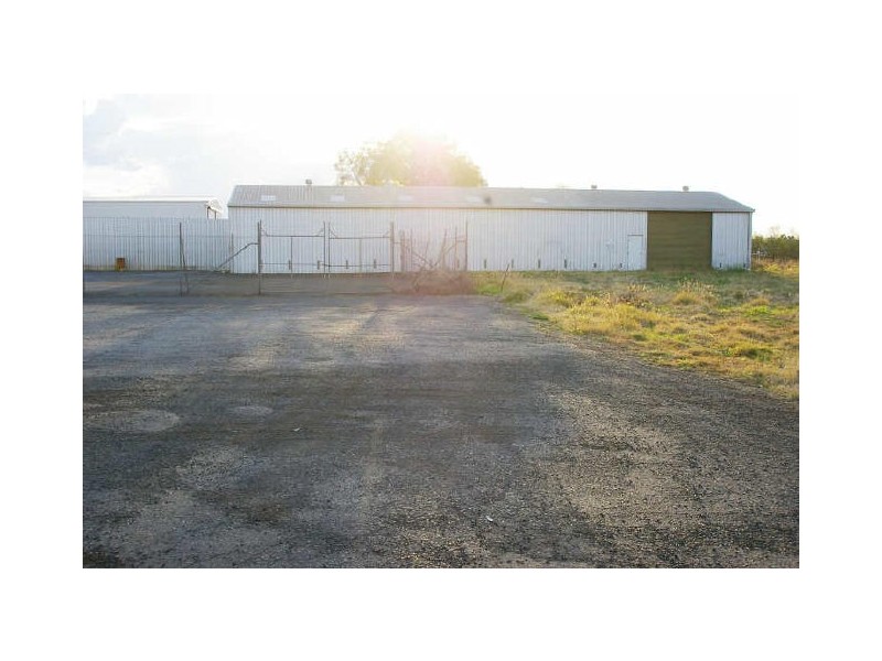 Tenancy 1/ Black Street & Yumborra Road, Dalby QLD 4405