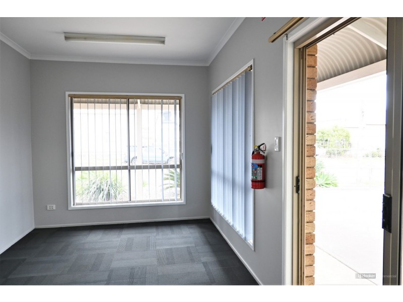 6 Tews Court, Wilsonton QLD 4350