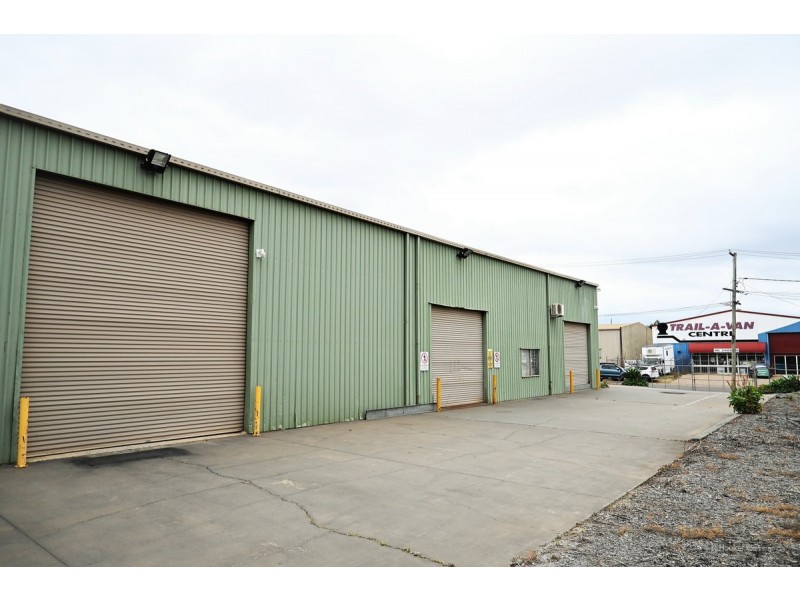 6 Tews Court, Wilsonton QLD 4350