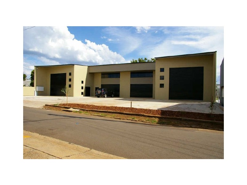 Shed 4/16 – 18 Dexter Street, Toowoomba QLD 4350