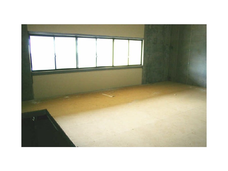 Shed 4/16 – 18 Dexter Street, Toowoomba QLD 4350