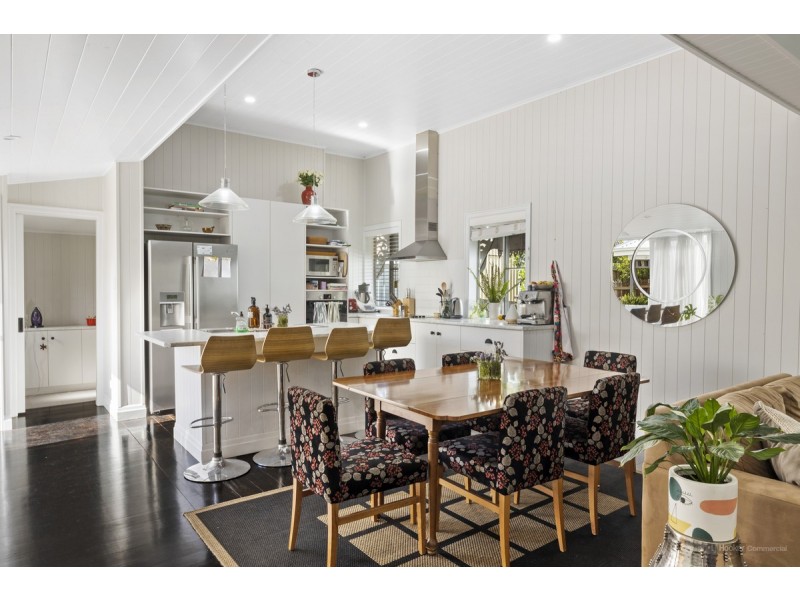 117 & 117A Bridge Street, Mount Lofty QLD 4350