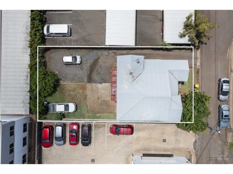 9 William Street, East Toowoomba QLD 4350