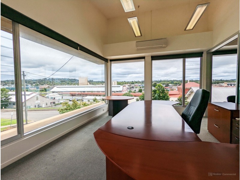 2A Taylor Street, Toowoomba City QLD 4350
