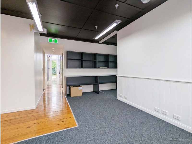 2A Taylor Street, Toowoomba City QLD 4350