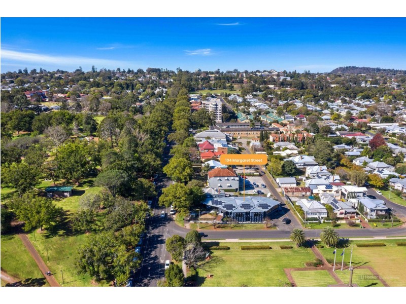 104 Margaret Street, East Toowoomba QLD 4350