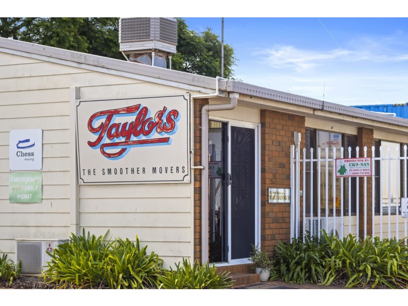 131 North Street, Harlaxton QLD 4350