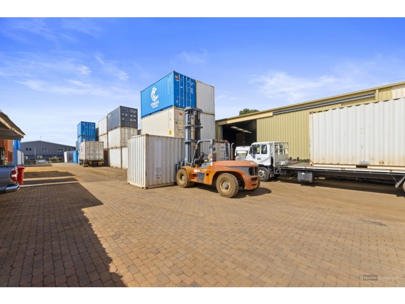 131 North Street, Harlaxton QLD 4350