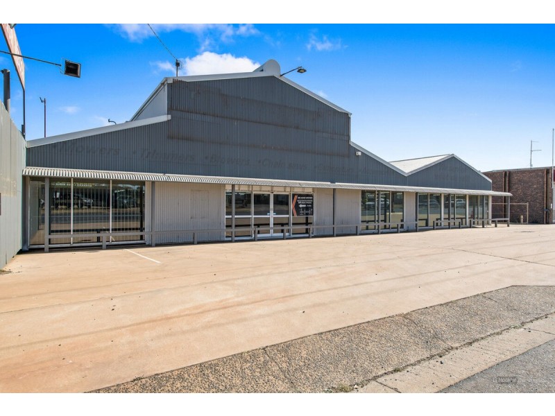 203 Anzac Avenue, Harristown QLD 4350