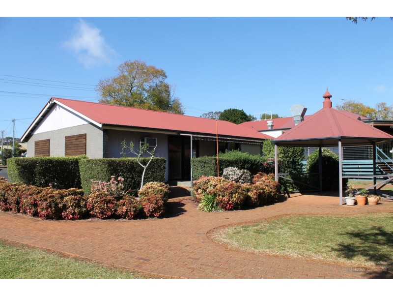 Shop 8/10476 New England Highway, Highfields QLD 4352