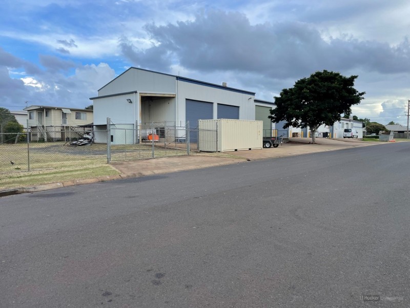 2/303 Taylor Street, Wilsonton QLD 4350