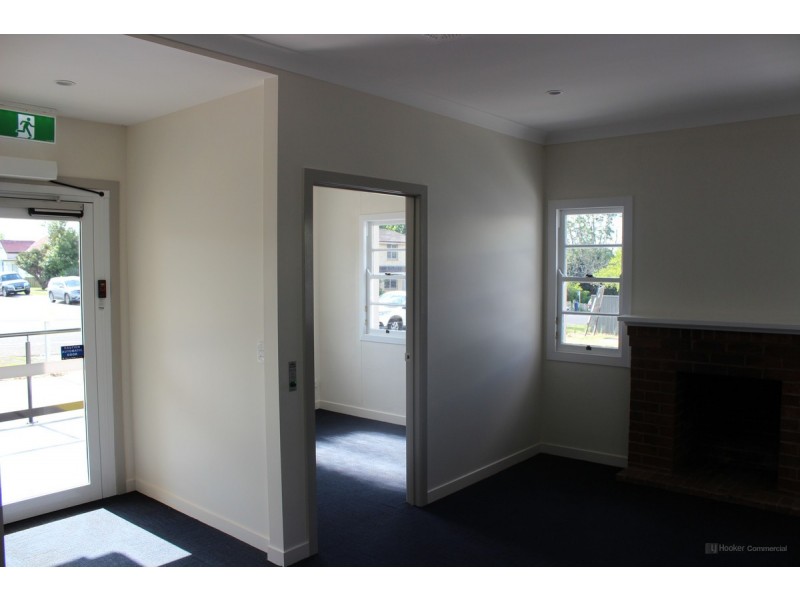 2B Phillip Street, East Toowoomba QLD 4350