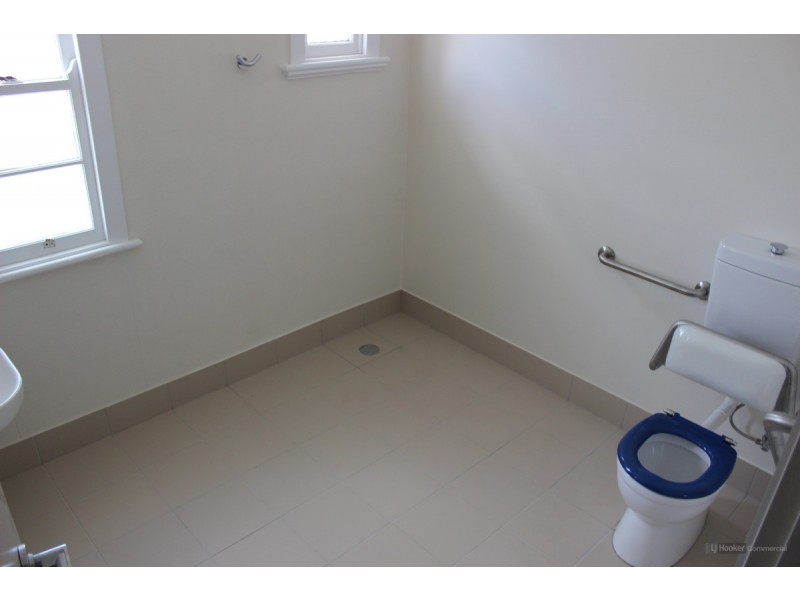 2B Phillip Street, East Toowoomba QLD 4350