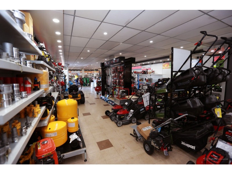 25 Bowen Street, Roma QLD 4455