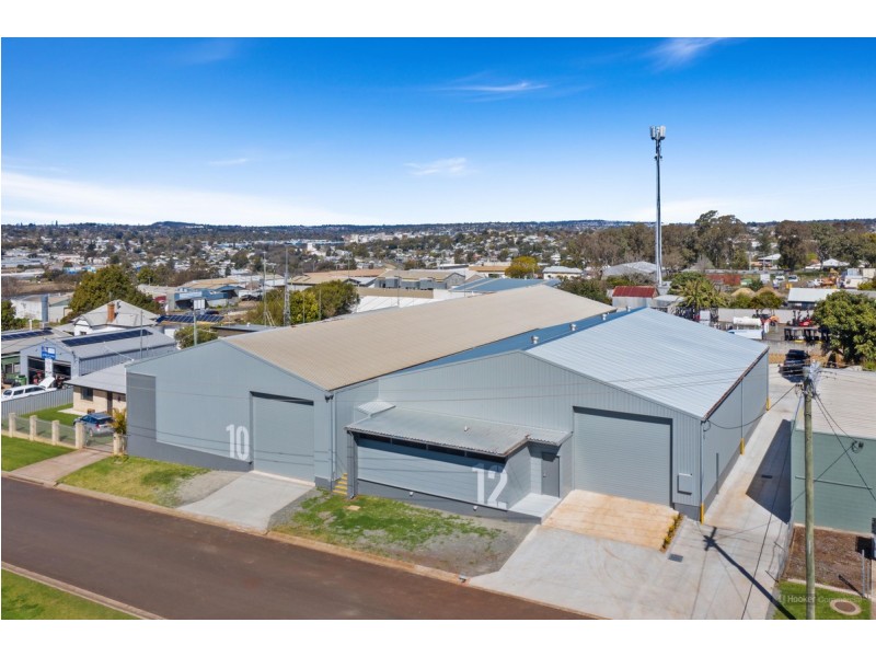 10-12 Makepeace Street, Rockville QLD 4350