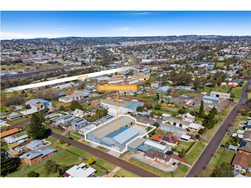 10-12 Makepeace Street, Rockville QLD 4350