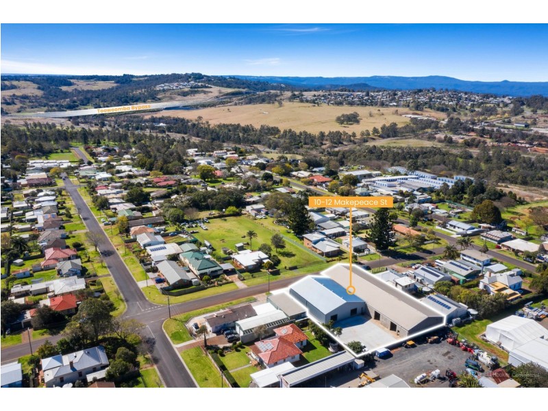 10-12 Makepeace Street, Rockville QLD 4350