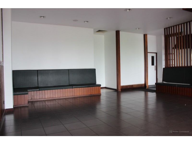 Shop 1/182 Hume Street, East Toowoomba QLD 4350