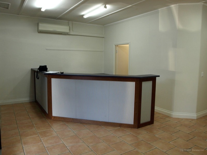 102 McDowall Street, Roma QLD 4455