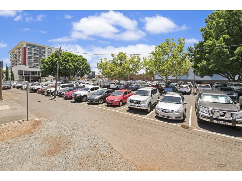 4 Hall Lane, Toowoomba QLD 4350