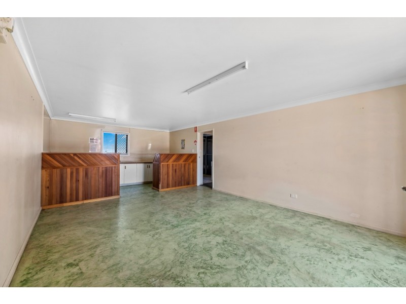 10804-1081 Warrego Highway, Charlton QLD 4350